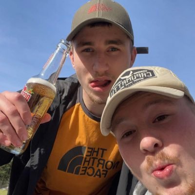 BernhardtNico1's profile picture. pdb📍 BPC chez P’tit jean🍰 #addictgin🍸