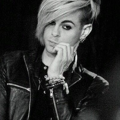This for fans of @tommyjoeratliff . Pictures,videos and stories are welcome.