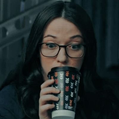 wndrtomh's profile picture. only here for drama 😗✌