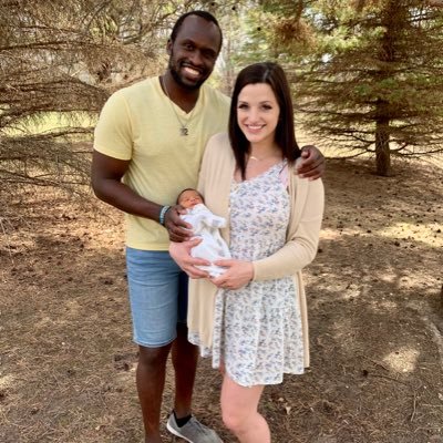 South Sudanese 🇸🇸 residing in South Dakota 🇺🇸. @Abbeyxraee. Father, Fiancé, and Faith. #SavedbyGrace