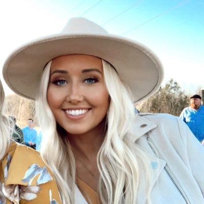 _emxoxo's profile picture. 