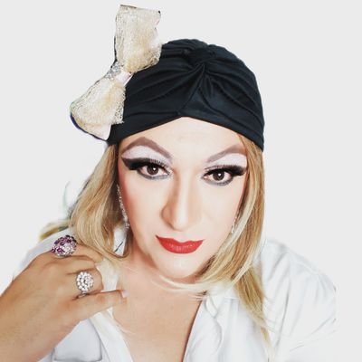 CANAL DA CHRYSTIE
Drag Queen, Blogueira, Influencer e outras coisas.
Acesse o Canal no YouTube
https://t.co/CUFUqKZ4WE