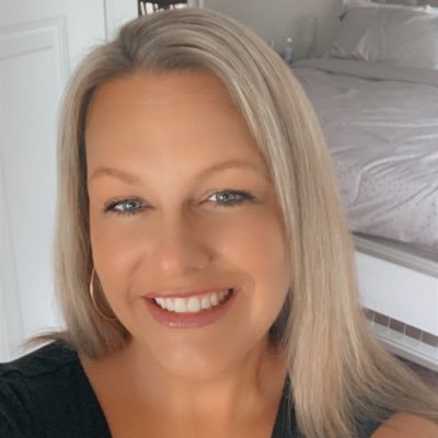Amanda Dorchock Profile