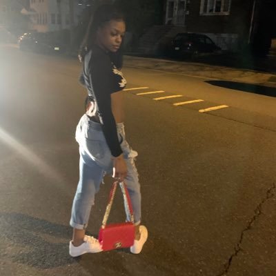 oxlee_'s profile picture. To live in the hearts we leave behind is not to die🥀