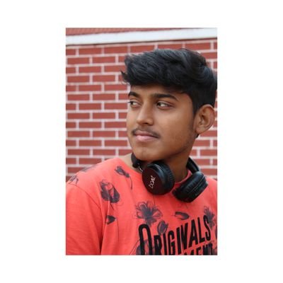 VishalDash9's profile picture. Works at student