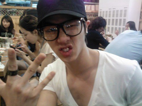 I'm just a ROLE PLAYER..Just have fun with me nae ^^
100% Verified Official Celebrity Roleplayer Account
║▌│█│║▌║││