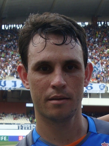Jogador Profissional atualmente no Paysandu de Belém.