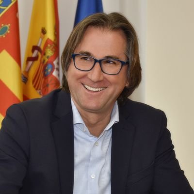 💙 Orgulloso alcalde de #Ayora desde 2011 🏛 Padre de 3 tesoros ☘️ 🌈  Director General de Gestión del Sistema Sociosanitario y del IVAFIQ