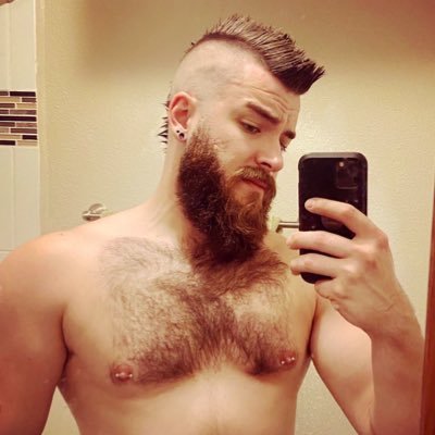 joveyjove's profile picture. love_the_tentacle on IG