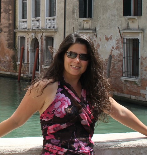 DawnDuBuc's profile picture. 