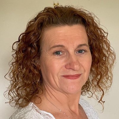 Data management specialist passionate about helping customers achieve their goals using technology, people and process (not necessarily in that order)