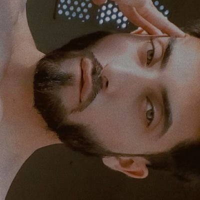 muneer_shariq's profile picture. king of my own kingdom ✨ 👑