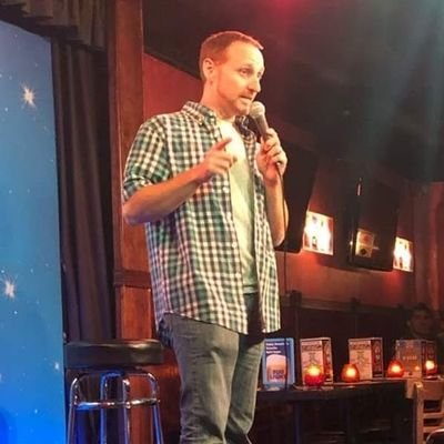 New to the comedy world looking to have some fun.  if you like or retweet something please go ahead and follow! 🎤🤣🇺🇲
