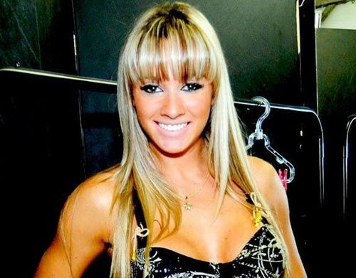 Sou Juliana Salimeni, Panicat do Programa Panico na TV.        / I'm big fan - I'm fake!