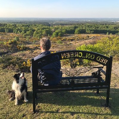 Ex-paratrooper, mIlitary history buff and serial battlefield tourist.