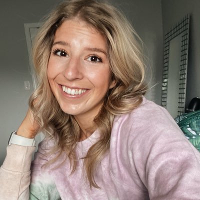 saraahdavis's profile picture. cant complain but sometimes I do