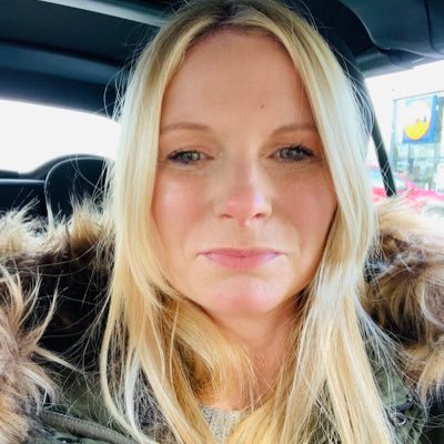 EmmaLindsey3's profile picture. 