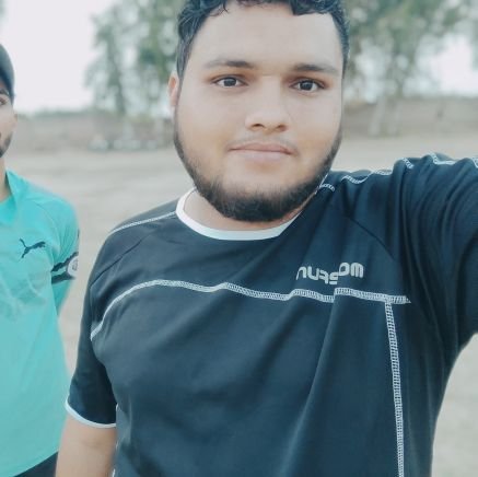 umarZia18013234's profile picture. 