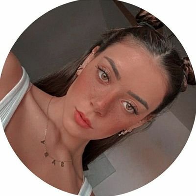⠀
⠀⠀⠀    ⠀⠀⠀ Bɑilo y ɑ veces cɑnto