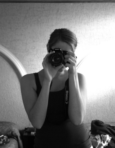 FennaFerwerda's profile picture. Fenna Ferwerda schrijft zich een weg door Amsterdam.