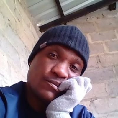 Raphael84729483's profile picture. 