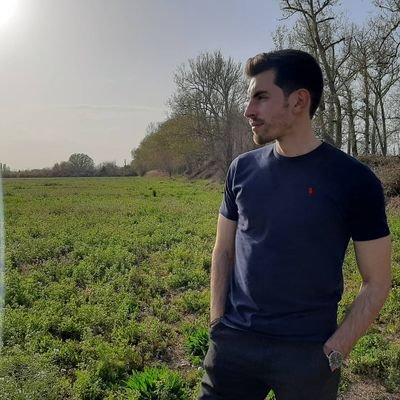 JoseakaVillar's profile picture. Solo los recios y los fuertes son dignos de llamarse espartanos , solo los recios , solo los fuertes