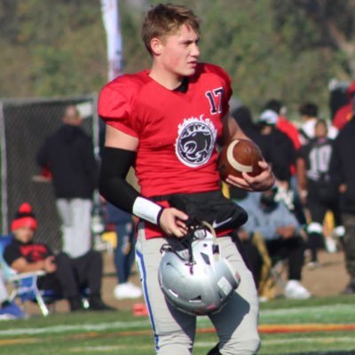 6’0” 195lbs. QB Class 2025 - Undefeated Mesa League Champions 2X - Track SCIAC All Conference Javelin. https://t.co/it5Za8OayN