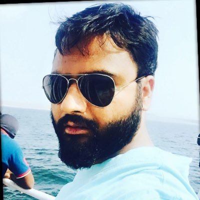 CA! Madhwa Brahmin! Batman fan! RF admirer! Naham Karta Harih Karta!