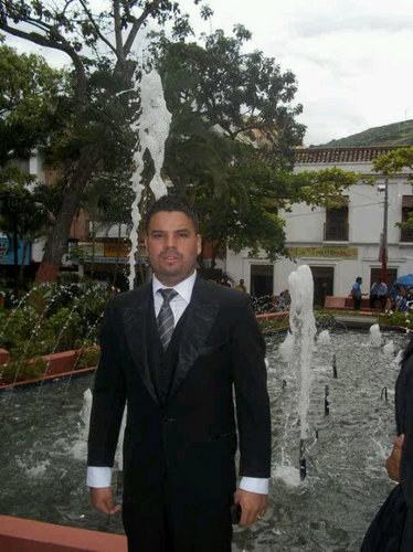 LevisPichardo's profile picture. Profesor de Geografía, Artística Historia y sociología. Jugador de fútbol. Locutor-Productor Nacional Independiente.