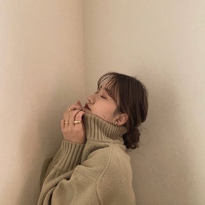 knh097's profile picture. 多汗症に悩んでる高校3年生で看護系を目指してます。同じように多汗症で悩んでる方と繋がりたくて専用垢作りました。気軽にフォロー、dmお願いします🙌🏻 無言フォロー失礼します🙇🏻‍♀️