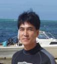 법대로 하자, 제발 좀. 매일의 행동반경:3호선(교대역-경복궁역), 마음은 진보 몸은 보수 행동은 중립, 언제부턴가 섞지 않으면 술이 아니다라고 생각하게 됨, 한국방송통신대학교 3학년 학사편입생 10학번 법학전공. 느릿느릿가는거보담 리스크 있는 한방을 선호!!