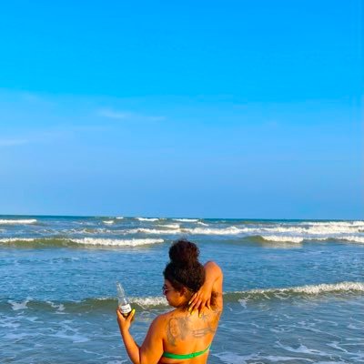 AR11581786's profile picture. 📲FOLLOW ➡️ @arluxury_ 💻💰 👻SC: Late90sbae