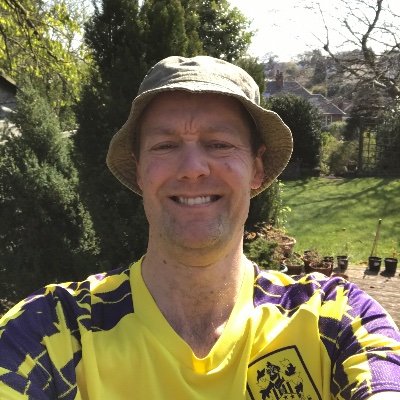 Personal account. Enjoys sport, gardening, wildlife, books and films. Support the Terriers. Mostly tweets about #htafc and #fpl