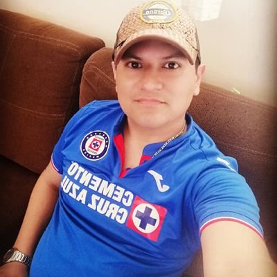 Azul de Corazon #LeAltadAzul 
#Tampico-Madero #jaibaBrava //no soy villamelon tengo mi corazón partido en dos