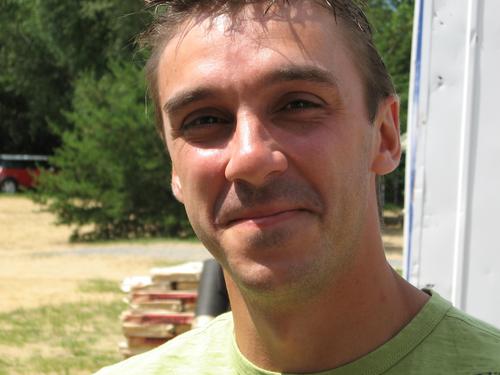 Benoit_R's profile picture. Formateur en informatique de gestion, ludique, actif et innovant. Je possède plus de 10 ans d'expérience en support informatique