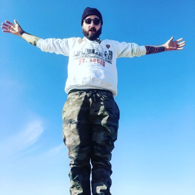 unclemannyyy's profile picture. Curator of Vibes 👽 Space Gang