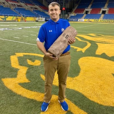 Brex2018's profile picture. South Dakota State University🐰 Snap: b-rex18                                              Texans, Yankees, and Blues fan for life!!!