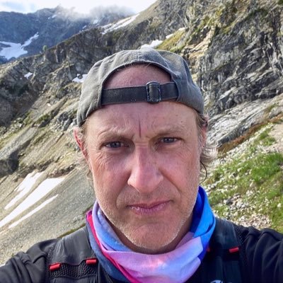 #journalist #trailrunner #author. Soccer nut. Priors: senior staff writer @NatGeo @NatGeoMag tracking #climate. Fellow @Niemanfdn @seattletimes @JacksonHoleNews