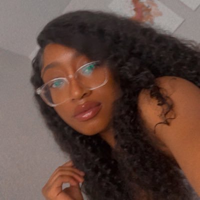 pettynprettyy's profile picture. 🍊