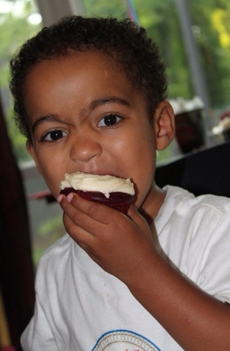 For real lovers of Cupcakes, We love our fans! @BreadandCream Cupcake Cafe!