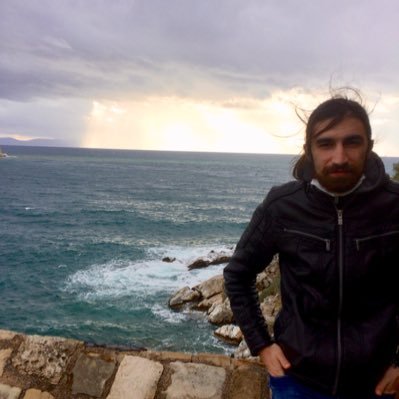 tullpar's profile picture. Game Developer