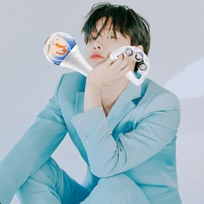 💙조우즈행복해🧡
소심해서 혼잣말은 거의 없고 RT&마음 열심히 누르는 무즈에요😭
(fan account)