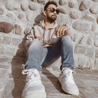 BhaveekBp's profile picture. PR and Sales Director @Sukraft