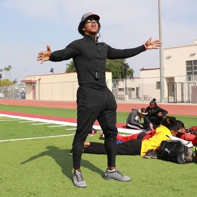 I Train The Most Phenomenal Athletes, People on The Planet.
USC Trojan -Nutritionist -
Track Coach 100-400/800 - jumps
Instagram :@Biggsworld