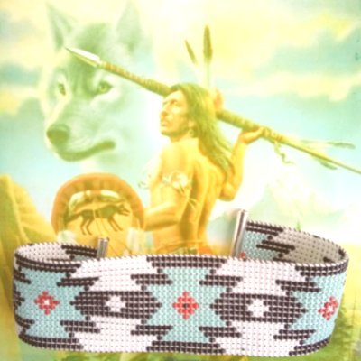 Vivre la tradition indienne avec une culture américaine en portant nos bracelets amérindiens. NG