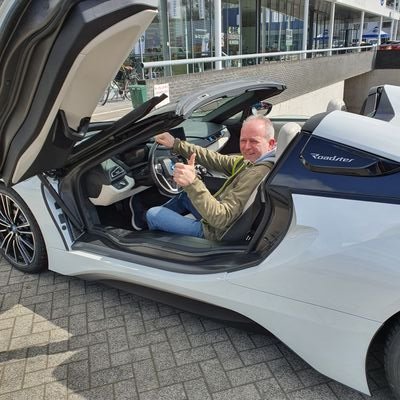 Twitteren. Geïnteresseerd in cryptocurrency - Passief inkomen - Online geld verdienen - Online marketing - Franchise kans