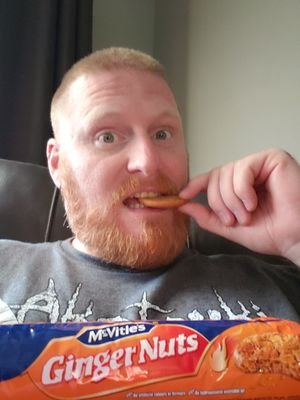 GingerBearPride's profile picture. 18+ only.. You have been WARNED

Just a man with a large sexual appetite.