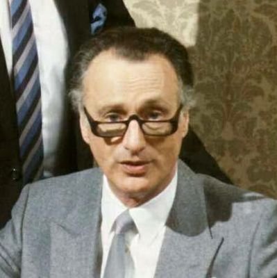 jianhue's profile picture. 爱国，祖国万岁。