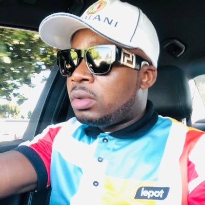 Chelsea and Kaiser chiefs supporter