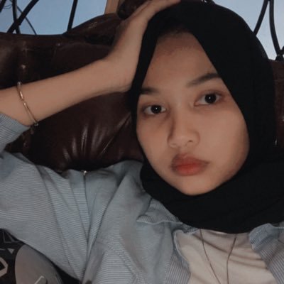 canyoucallmebby's profile picture. love yourself